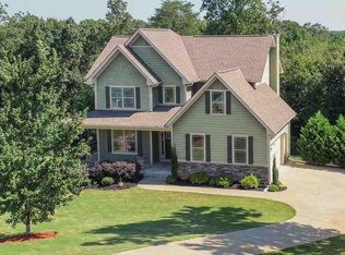 27 Ridgeburg Ct, Greer, SC 29651