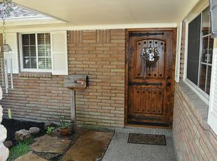 9535 Carousel Ln, Houston, TX 77080