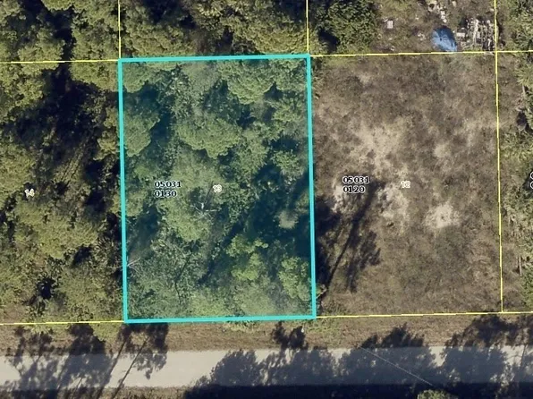 1115 Ralph St E, Lehigh Acres, FL 33974