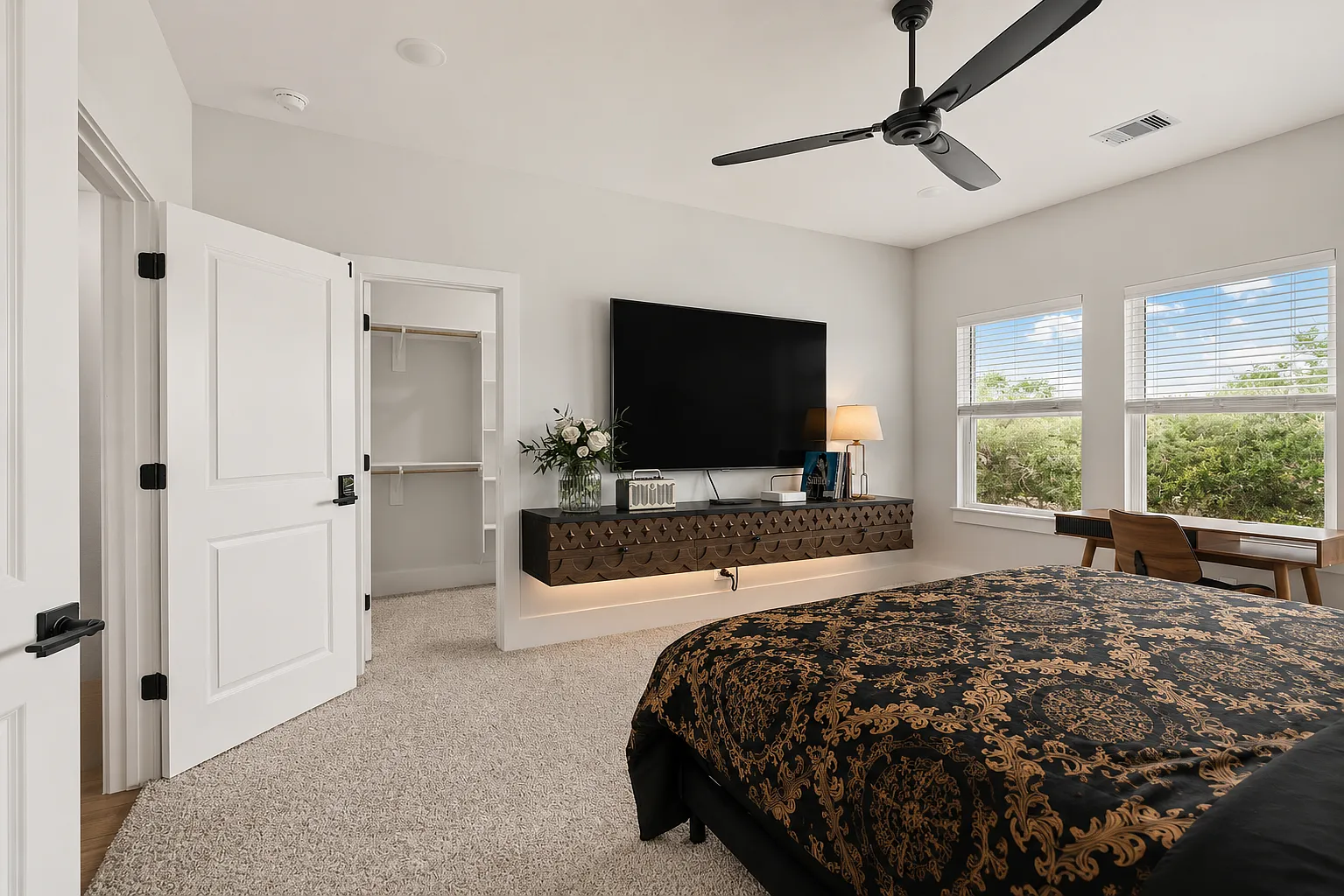 Room1 photo
