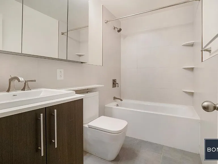 382 3rd Ave #6A — Photo 4