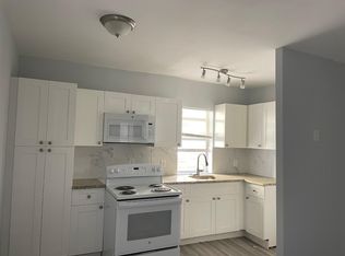 1142 SW 4th St APT 20, Miami, FL 33130