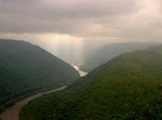 1576 Bachman Rd, Fayetteville, WV 25840