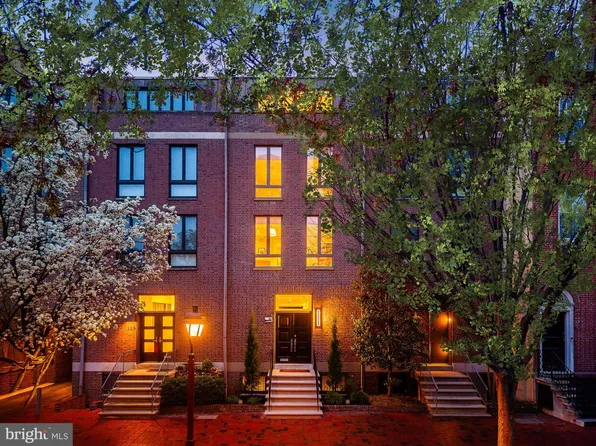 254 S 3rd St, Philadelphia, PA 19106