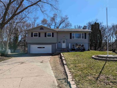 1821 Middlebury Rd, Freeport, IL, 61032