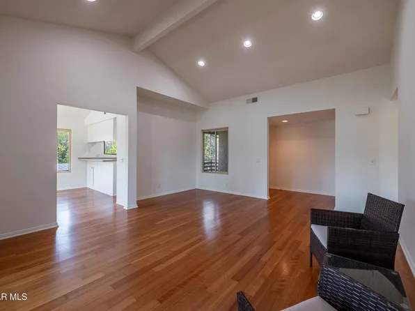460 Arbor Lane Ct APT 203, Thousand Oaks, CA 91360