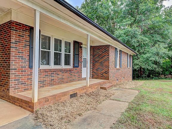 4th image of 2387 Southside Rd
