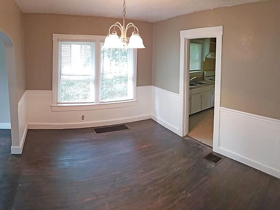 5th image of 818 1st Ave #818