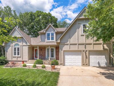 7828 Twilight Ln, Lenexa, KS, 66217