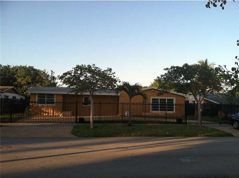 1st image of 2015 NW 191st St