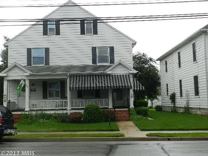1444 Scotland Ave photo 1