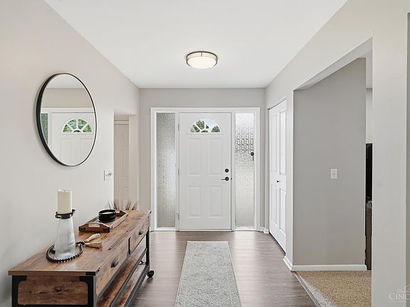 2nd image of 5318 Chatelaine Ct
