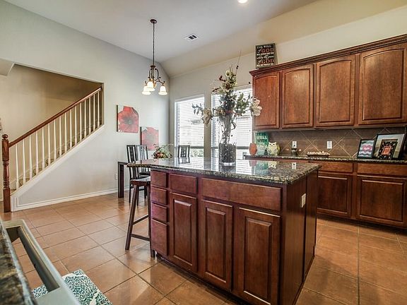 4th image of 1429 Red Wolf Dr