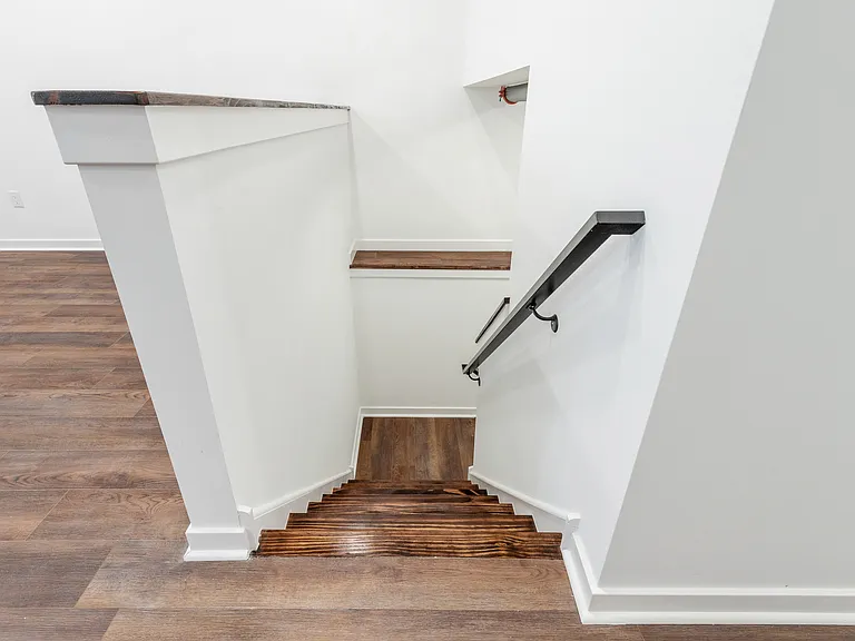608 S American St #1 — Photo 18