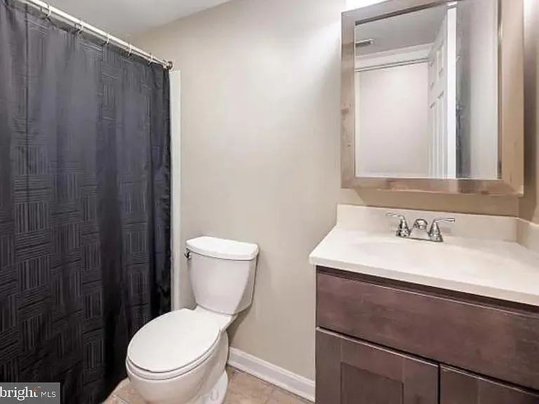 2128 Fleet St #1 — Photo 10
