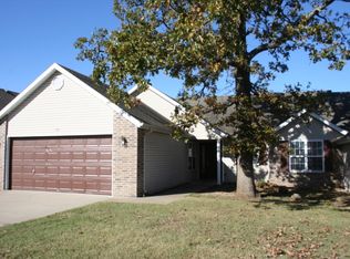 121 Woodland Dr, Branson, MO 65616