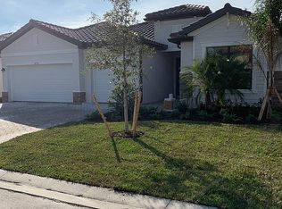 4738 Abaca Cir, Naples, FL 34119