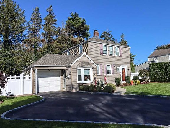 2nd image of 99 Webster St