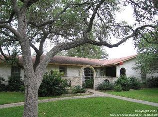 372 Mustang Cir, Hollywood Park, TX 78232