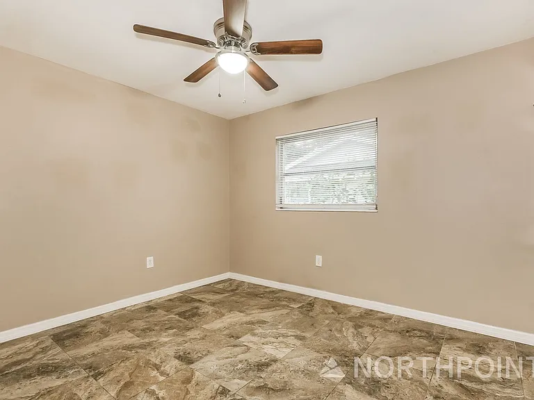 631 Carey Pl — Photo 12