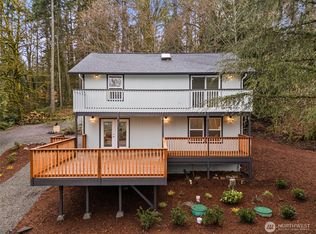 7605 NE Hidden Cove Rd, Bainbridge Island, WA 98110