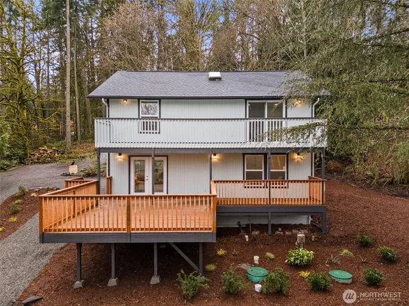 7605 NE Hidden Cove Rd, Bainbridge Island, WA 98110