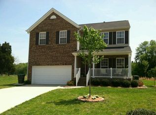 189 Rolling Meadow Ln, Clemmons, NC 27012