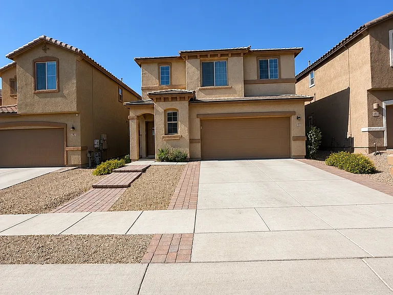 723 W Calle Canto Sereno — Photo 1