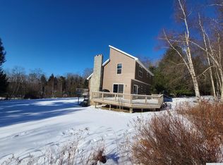 430 Momrow Rd, Sand Lake, NY 12153