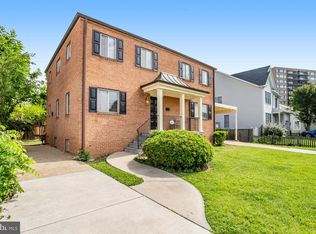 611 19th St S, Arlington, VA