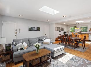 4595 Macarthur Blvd NW APT 6, Washington, DC 20007