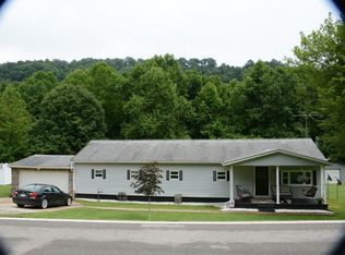 3888 Big Grave Creek Rd, Moundsville, WV 26041