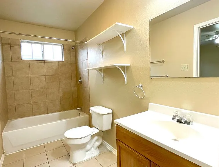 7560 Oak Chase — Photo 18