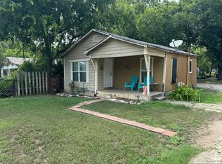 223 Mohawk St, San Antonio, TX 78211