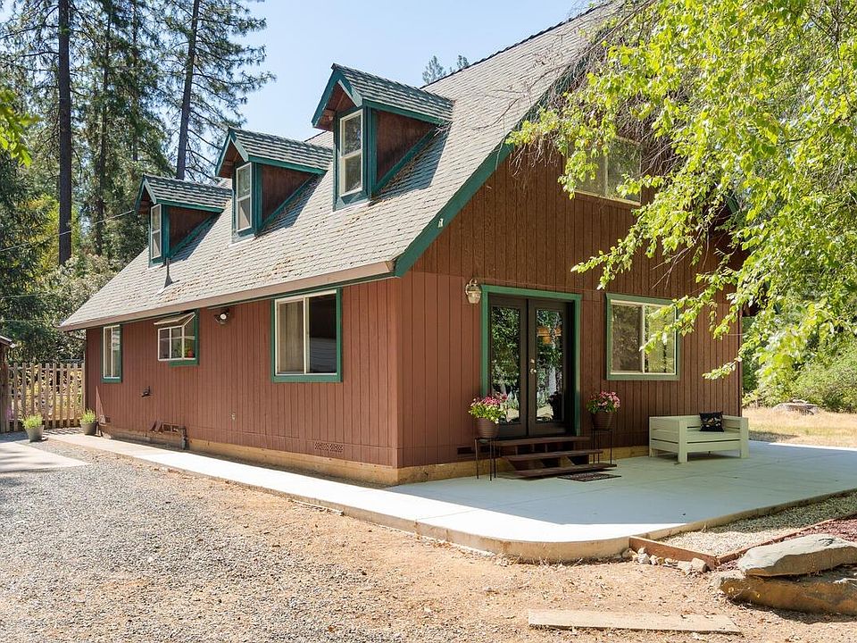 1st image of 3276 Lupine Ln