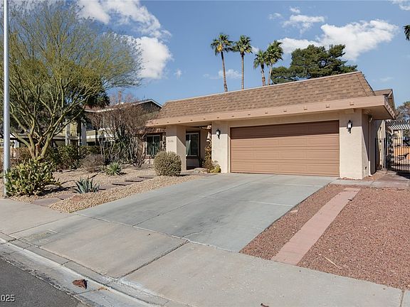 3rd image of 3126 Cabachon Ave