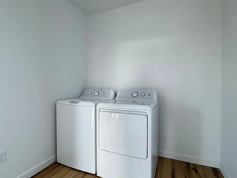 404 E Windsor Ct #1 — Photo 20