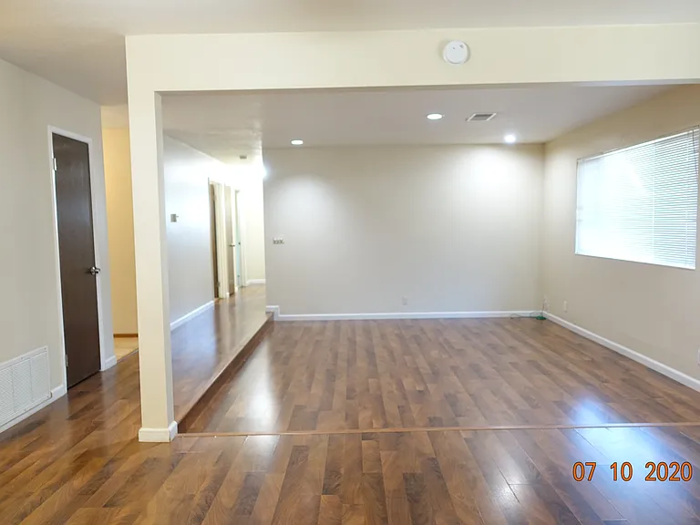 1618 McKinley Ave — Photo 4