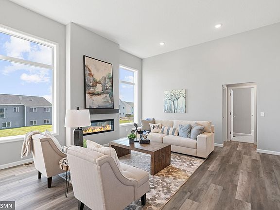4th image of 2763 Ivy Ave NE