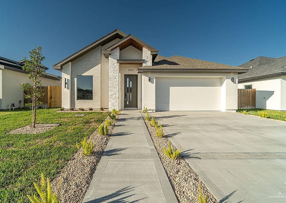 1st image of 1013 E Costa Del Sol Ave