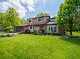 160 Countryview Dr, Mc Kees Rocks, PA 15136