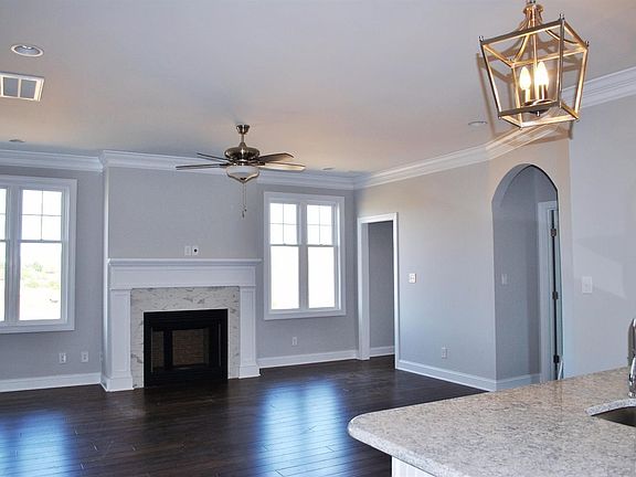 4th image of 1513 Helmsdale Dr #29
