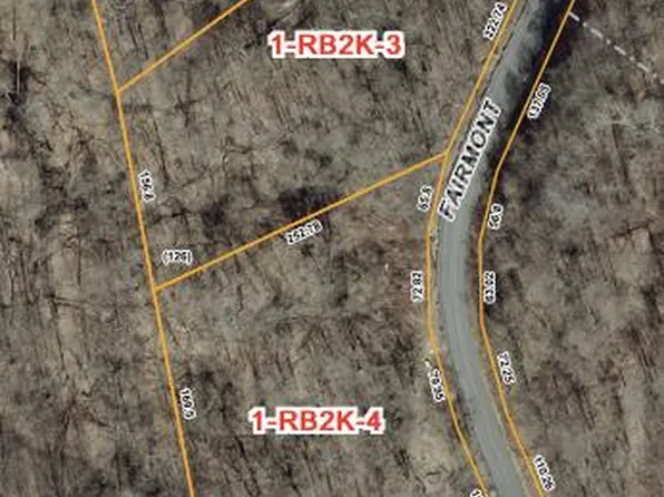 Fairmont Pike Rd, Wheeling, WV 26003