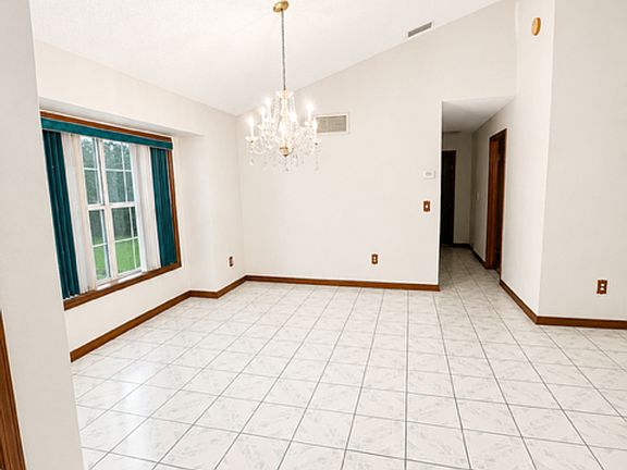 2nd image of 1156 Pilgrim Ave