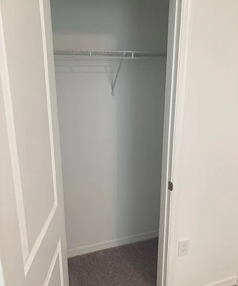 1032 Appleton St — Photo 24
