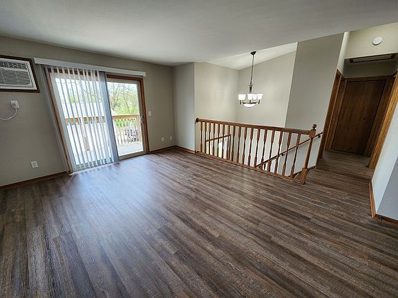 5th image of 12 Pine Ridge Ct #A