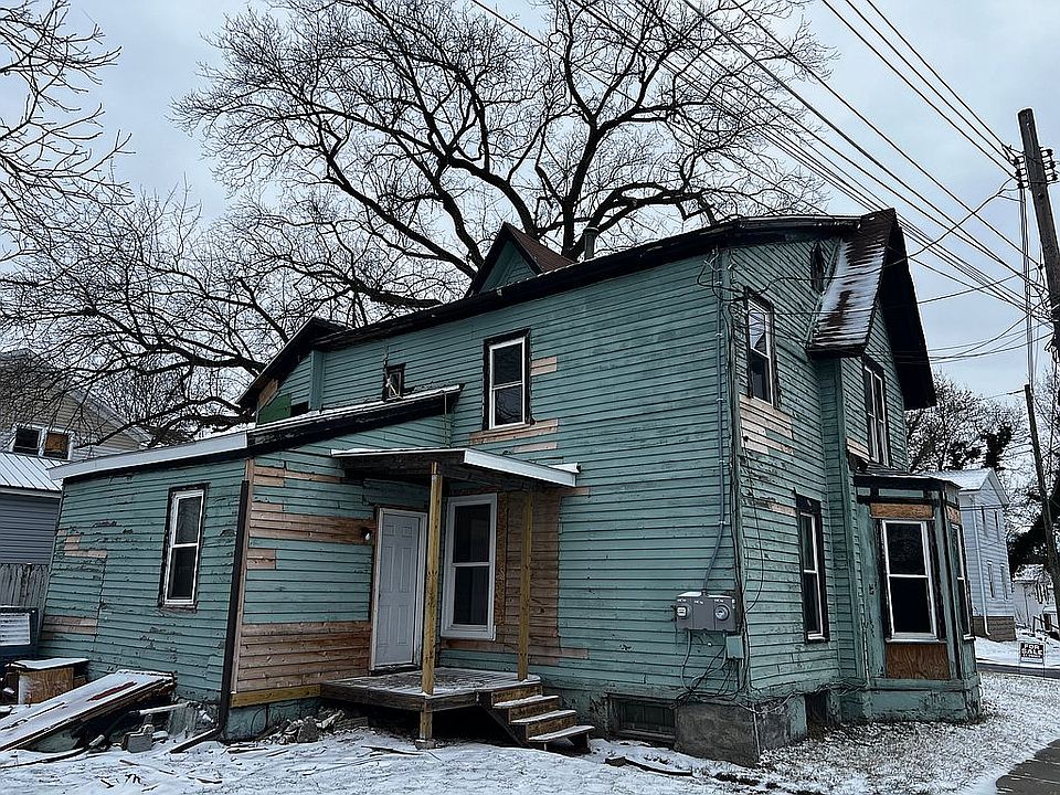 1st image of 31 Derby Ave