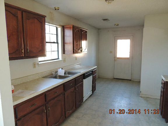 3rd image of 1221 Park Castle Cv