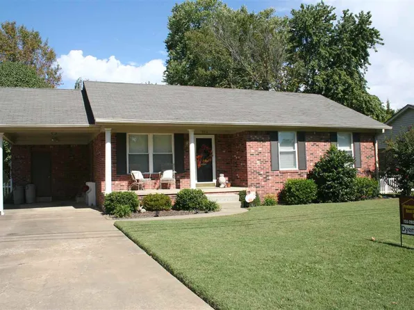 824 Pennell Ln, Dyersburg, TN 38024