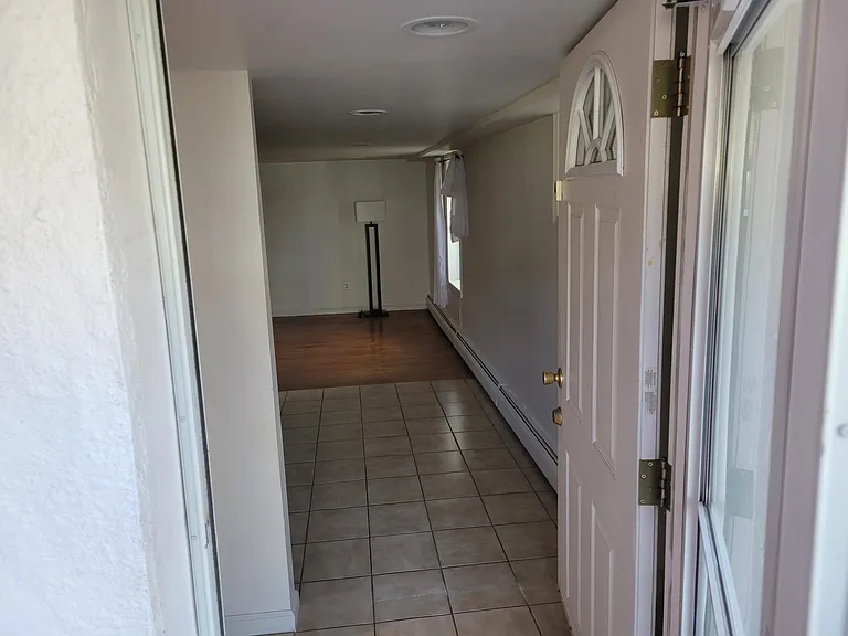 71 Dunston Ave — Photo 3